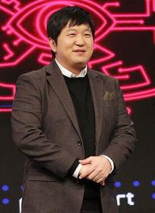 郑亨敦最新爆料,娱乐圈背后的惊人真相  第1张 郑亨敦最新爆料,娱乐圈背后的惊人真相  第1张