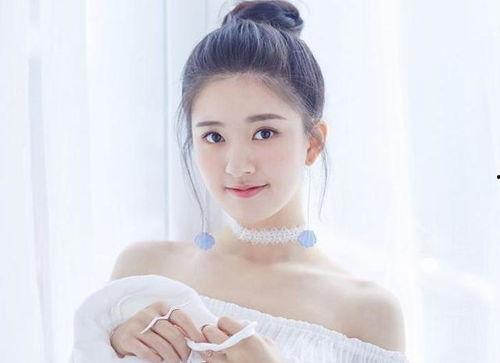 圈内爆料杨洋赵露思,甜蜜互动引粉丝热议  第2张 圈内爆料杨洋赵露思,甜蜜互动引粉丝热议  第2张